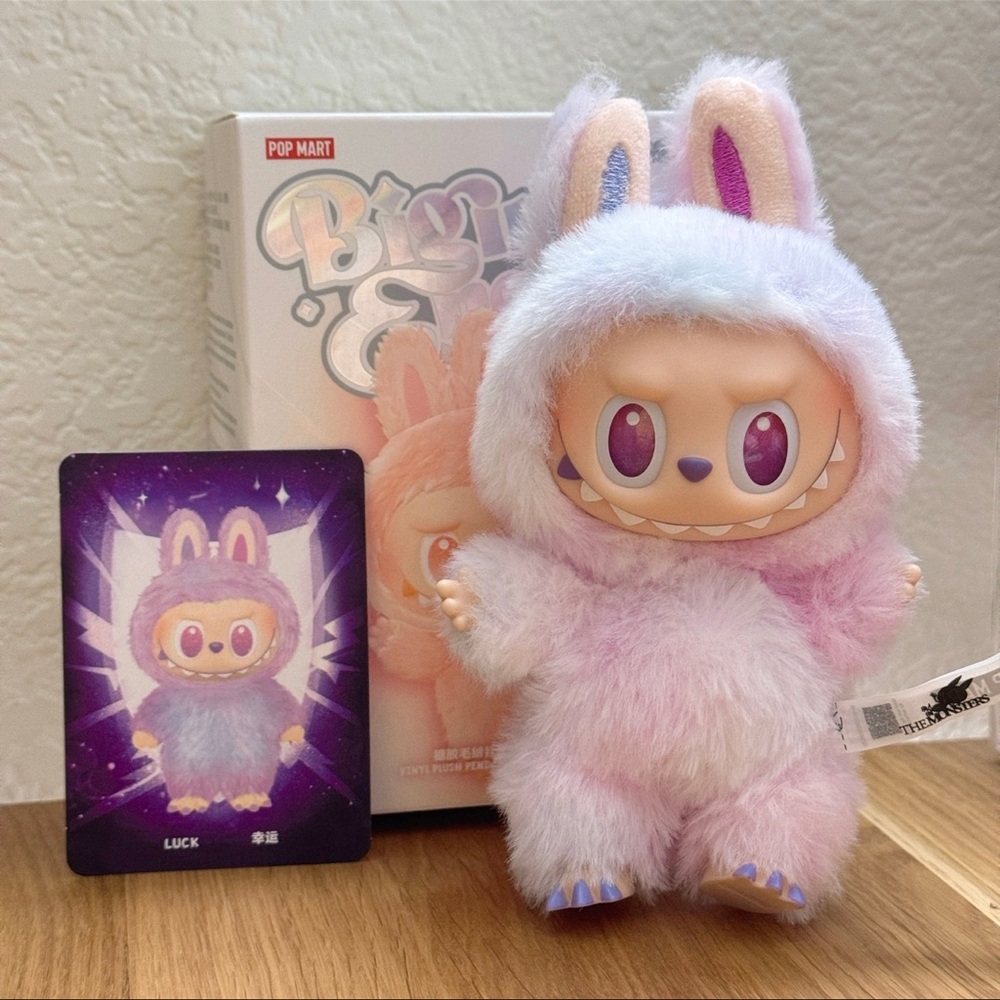 Big Into Energy Labubu - Luck
